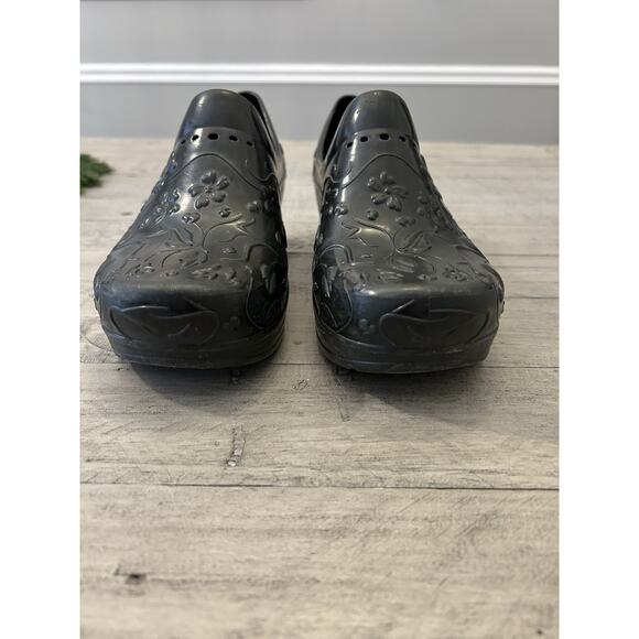 DANSKO Pixie Molded EVA Size 38 US 7.5-8 Floral Embossed Clogs Shoes Black - Picture 3 of 8